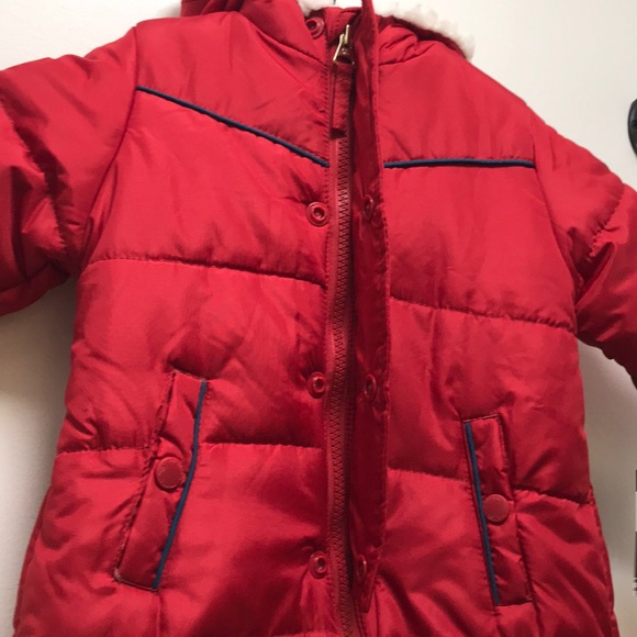 Ben Sherman: Red Snow Suit 6-9months - Picture 4 of 9
